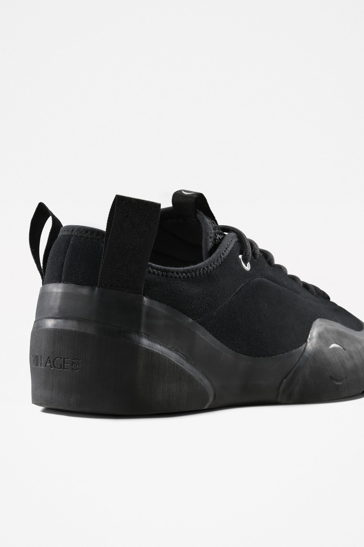 Village PM 1PM Black / Natural Black