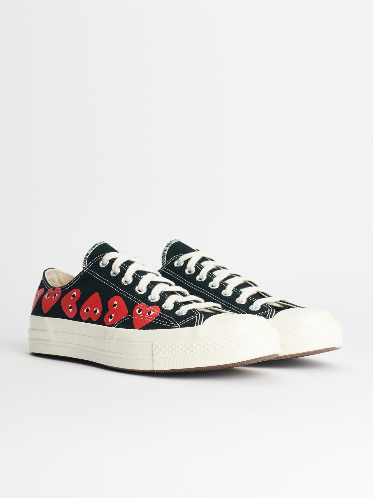 Comme des Garçons Play x Converse Chuck 70 Low Multi Hearts Black