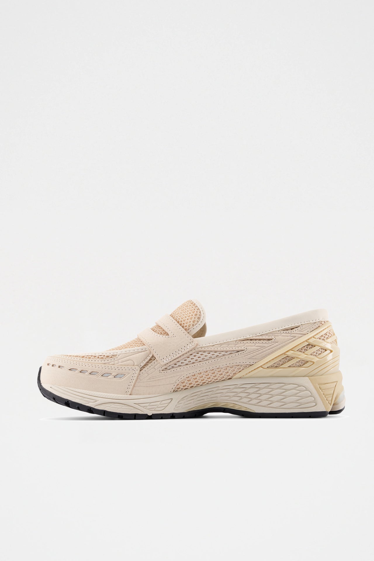 New Balance 1906 Loafer v1 Bisque / Bisque