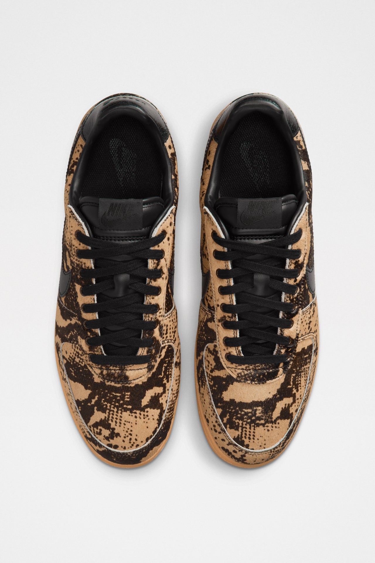 Nike Field General Prm Black / Gum Yellow