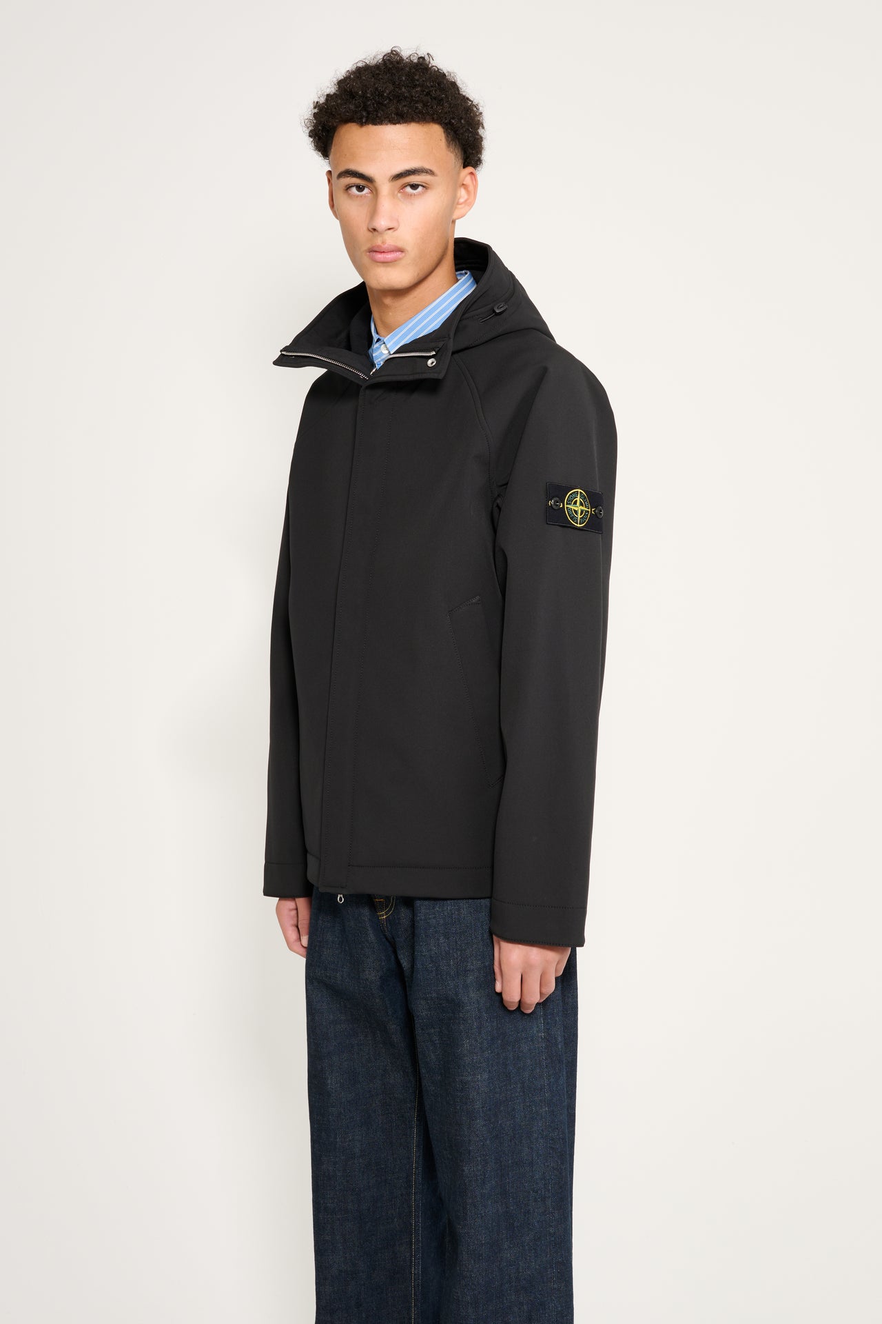 Stone Island Soft Shell-R e.dye Hooded Short Parka Black