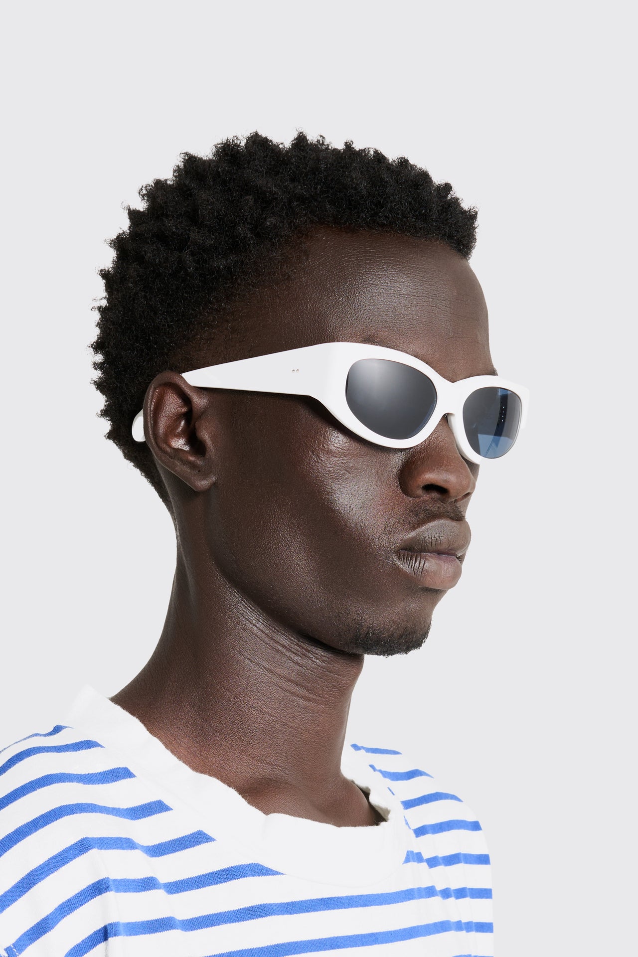 Sun Buddies Rafael Solid White