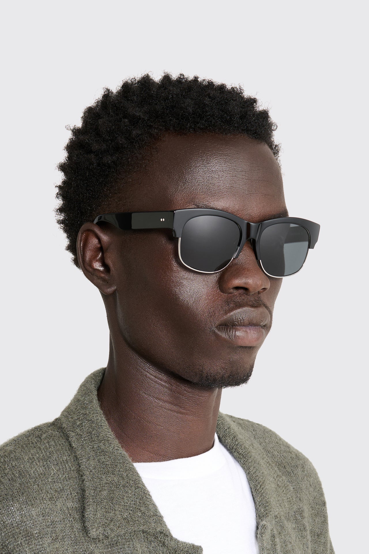 Sun Buddies Alma  Black