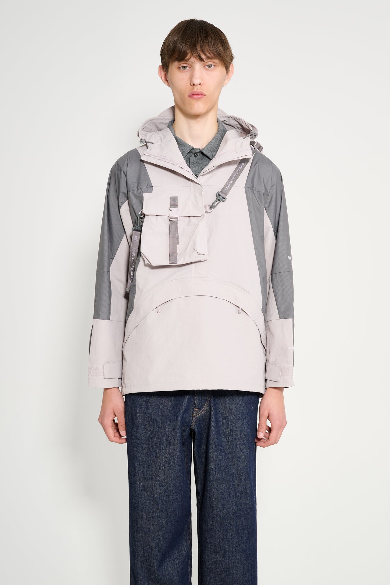 The North Face Lightweight Anorak Jacket Moonstone Grey / Smoked Pearl