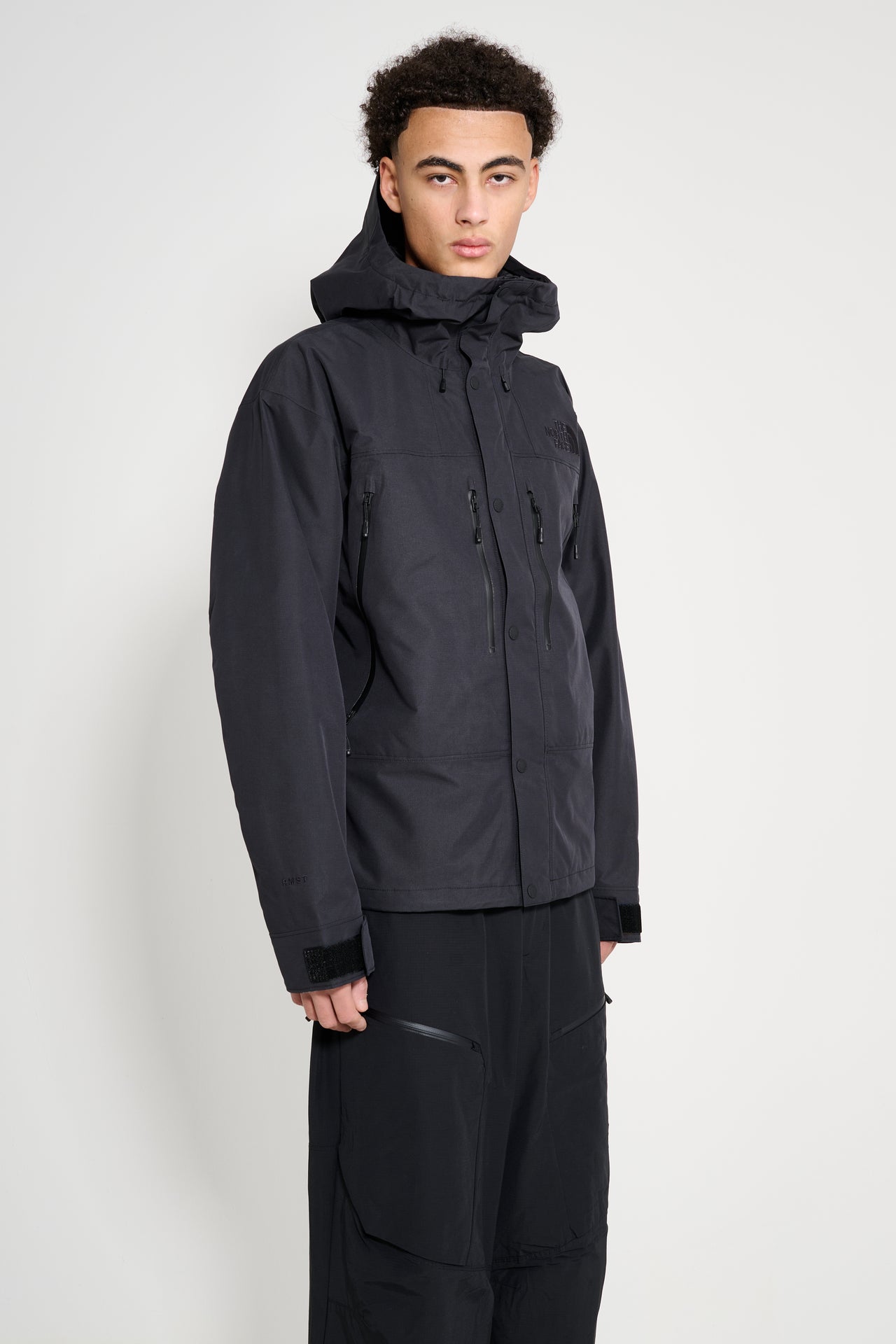 The North Face M Rmst Gtx Mountain Tek Jacket TNF Black